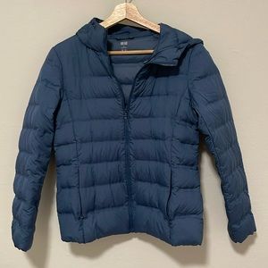 Uniqlo Women’s Ultra Light Down Jacket. Gently worn. Blue Fusion. Size M.